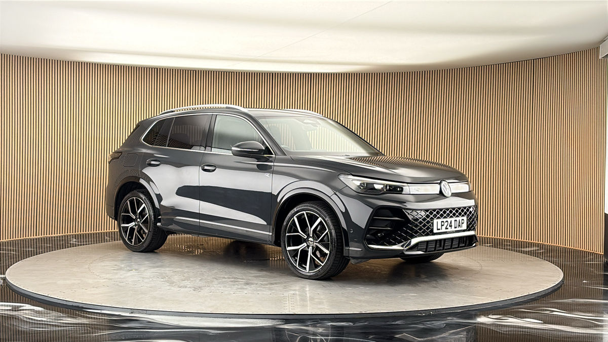 More views of Volkswagen Tiguan