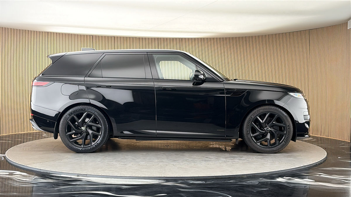 Land Rover Range Rover Sport Image 16