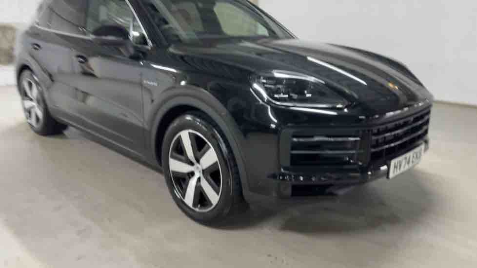 More views of Porsche Cayenne