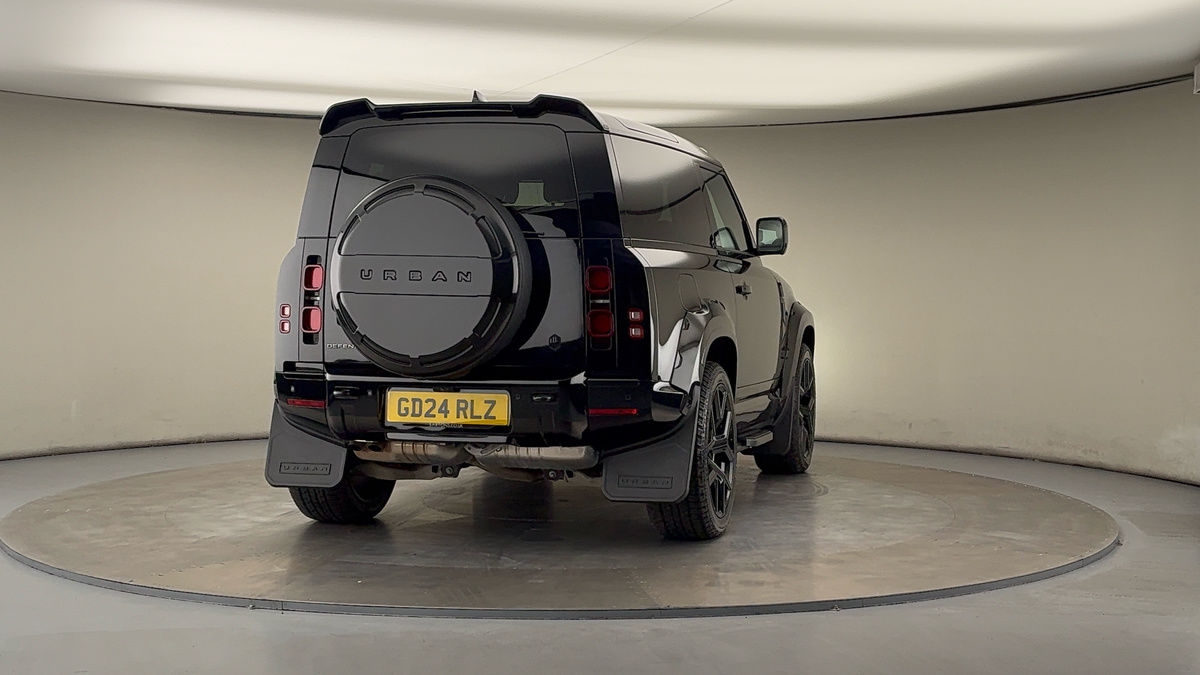 More views of Land Rover Defender 90