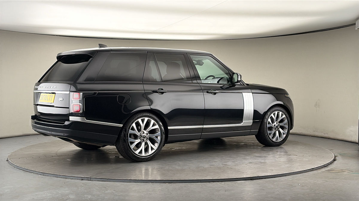 More views of Land Rover Range Rover