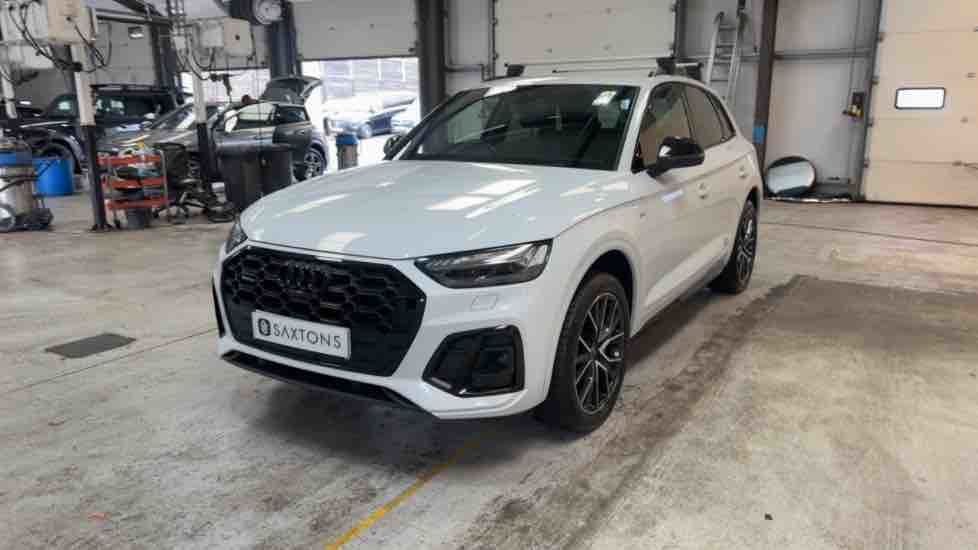 More views of Audi Q5