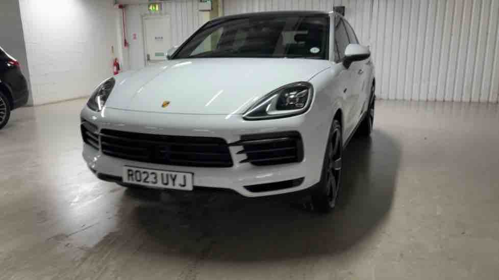 More views of Porsche Cayenne