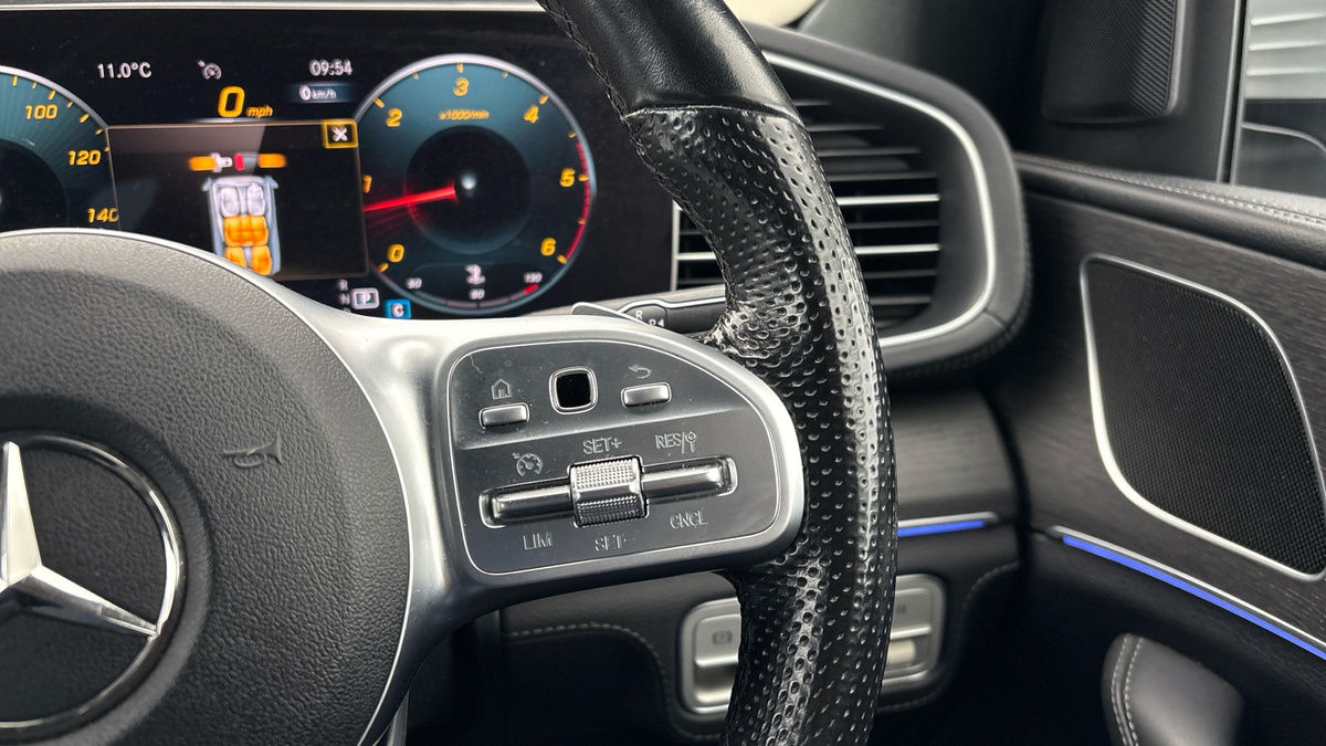 Mercedes-Benz GLE Image 14