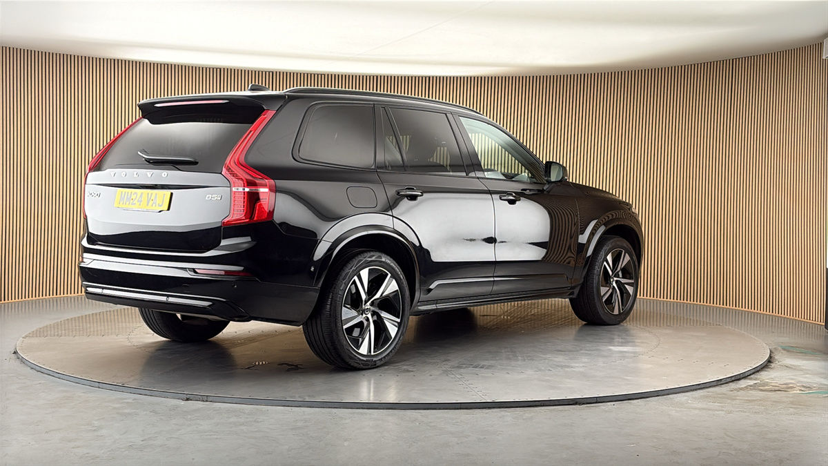 Volvo XC90 Image 21