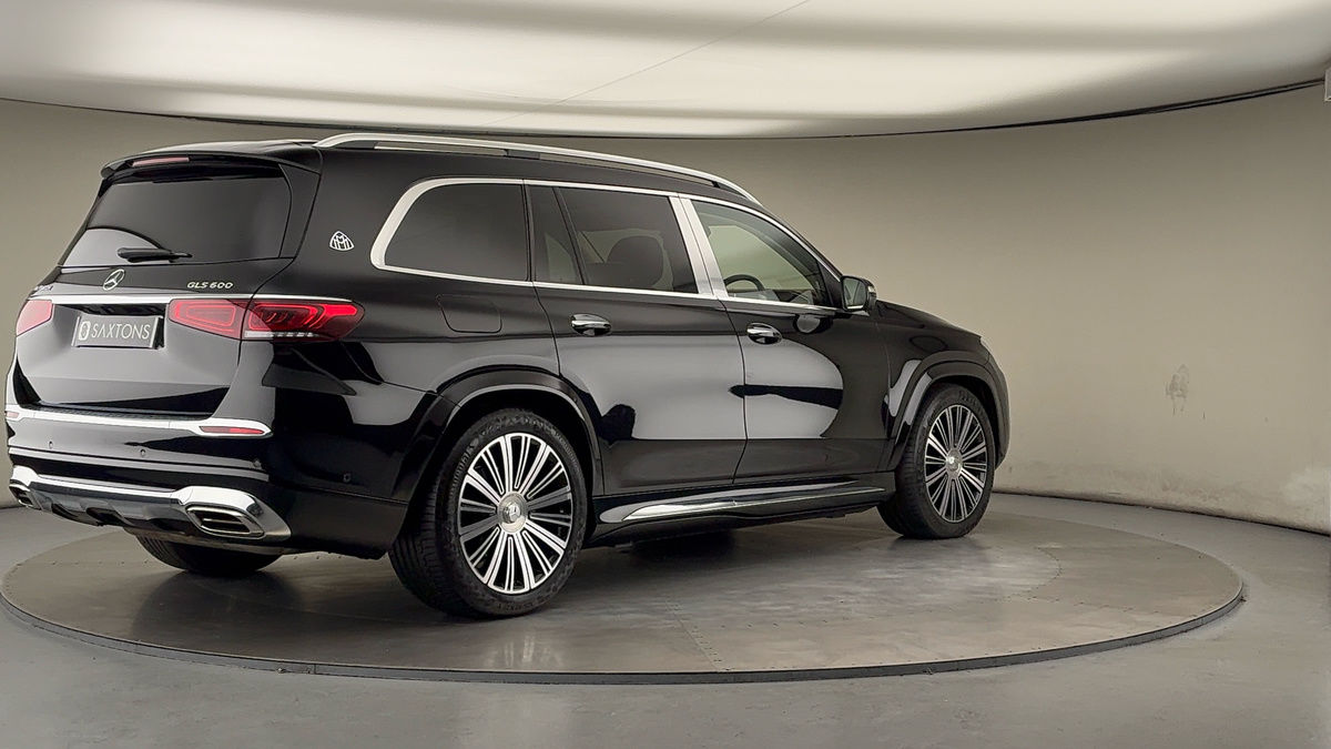 Mercedes-Benz Maybach GLS Image 21