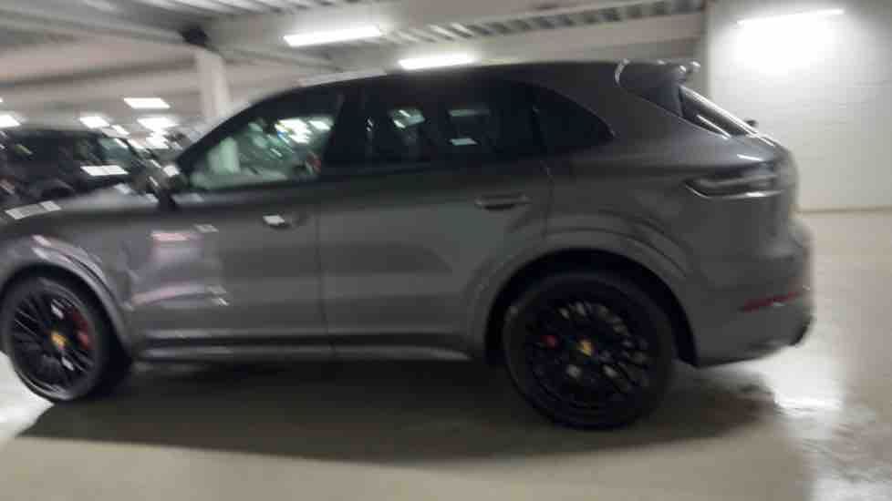 More views of Porsche Cayenne