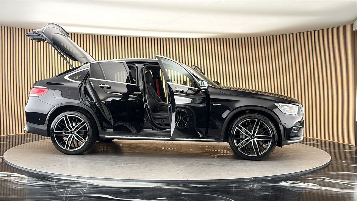 More views of Mercedes-Benz GLC