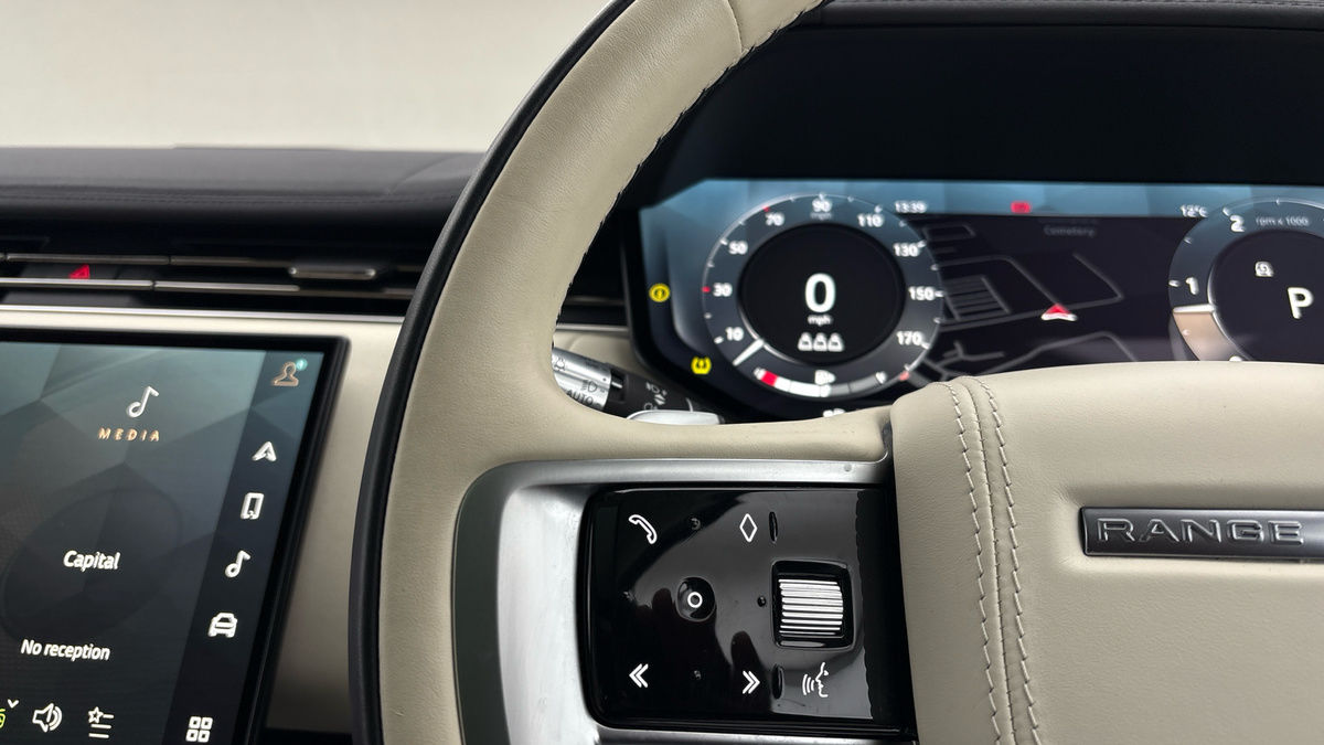 Land Rover Range Rover Image 13