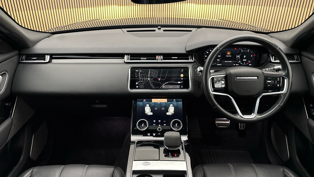 Land Rover Range Rover Velar Image 12