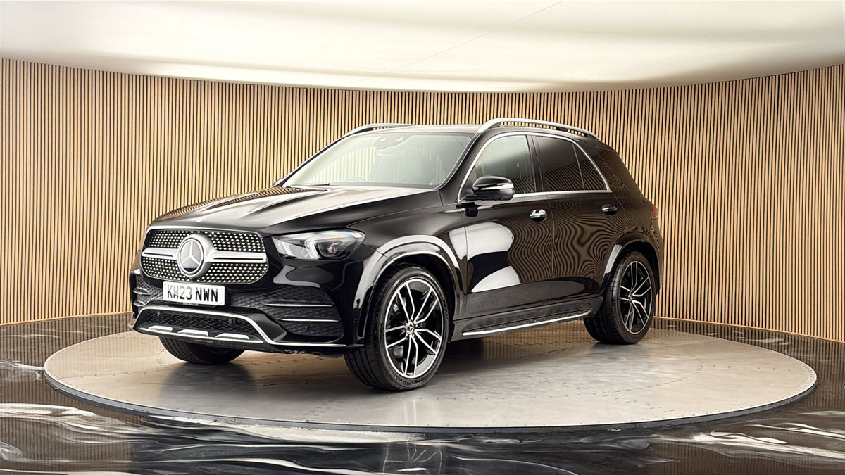 More views of Mercedes-Benz GLE