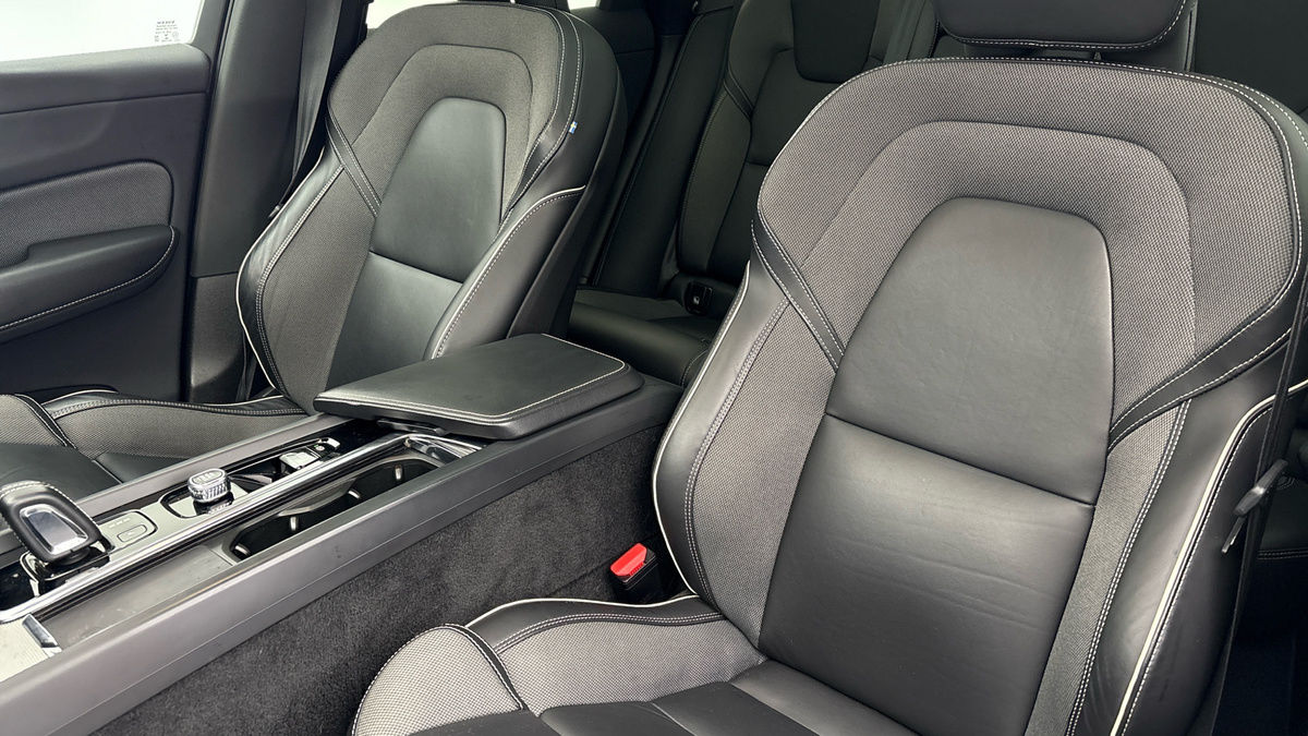 Volvo XC60 Image 7