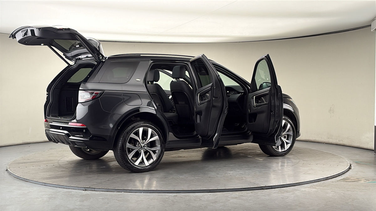 More views of Land Rover Discovery Sport