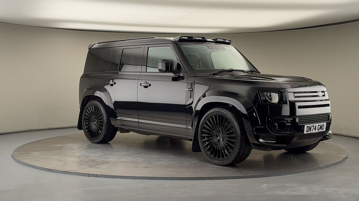 More views of Land Rover Defender 110