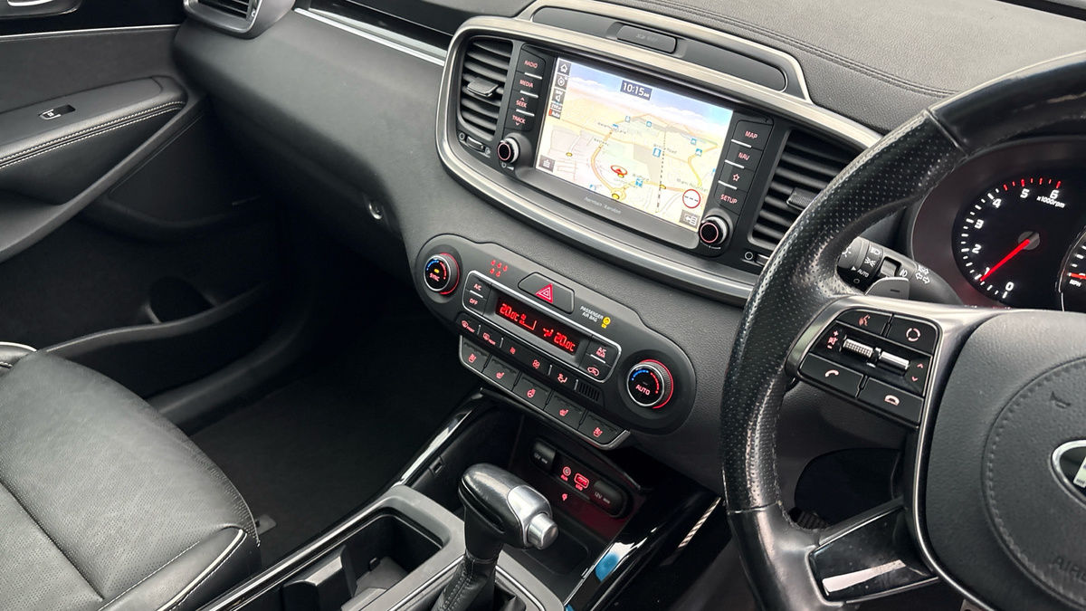 Kia Sorento Image 18