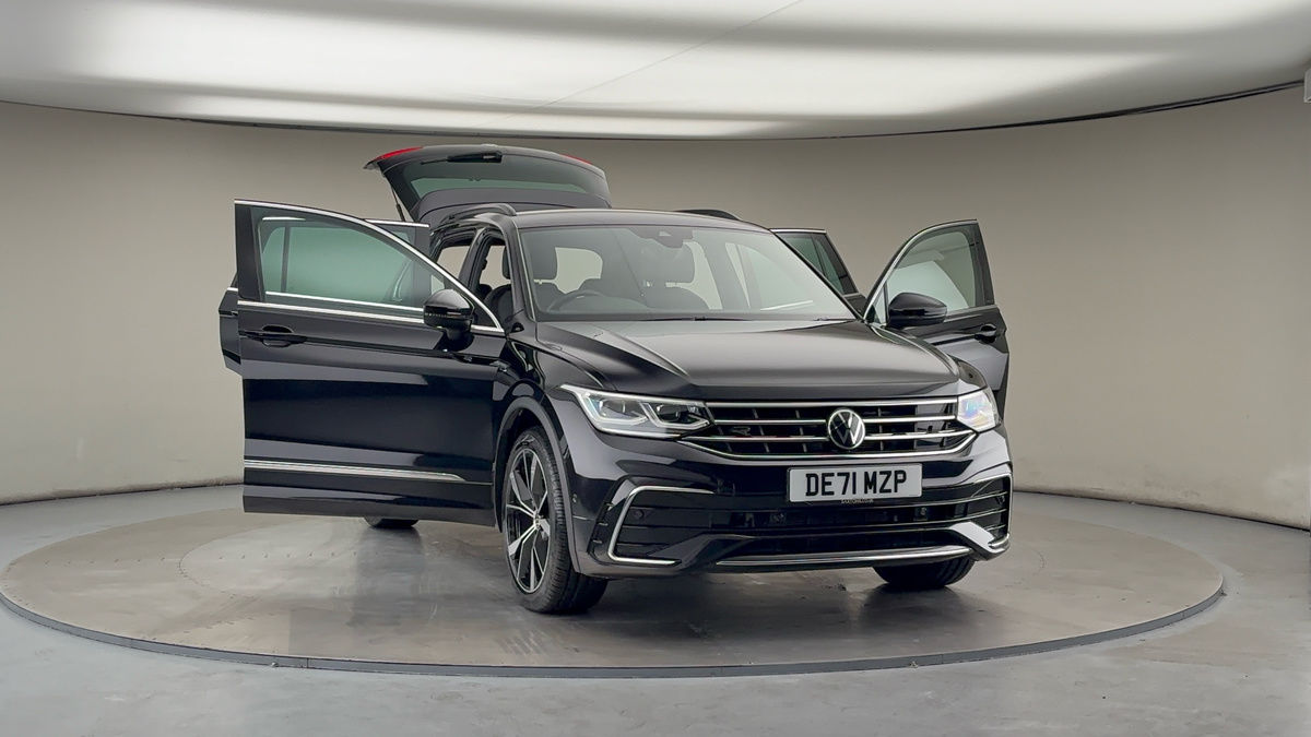 More views of Volkswagen Tiguan