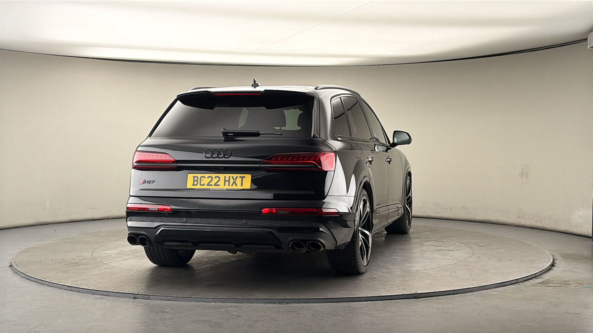 More views of Audi SQ7