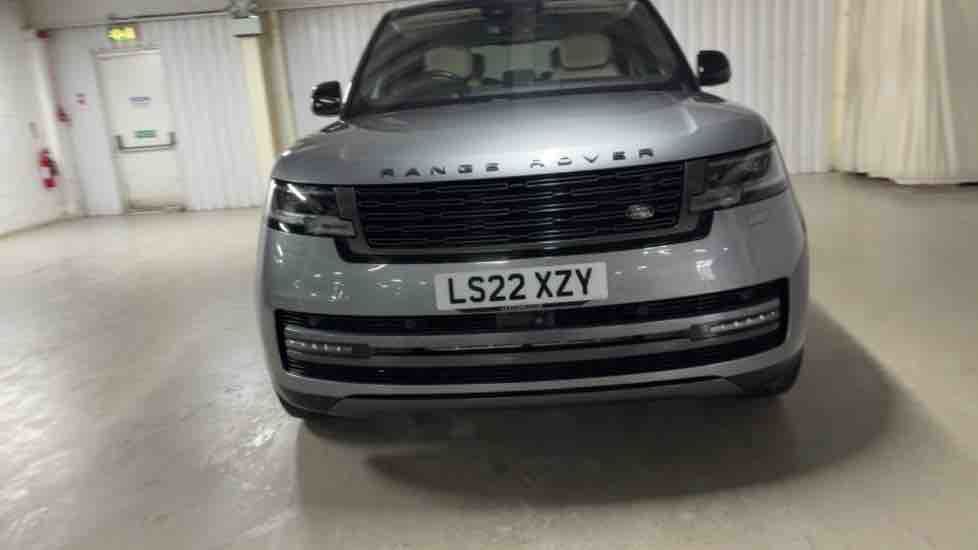 More views of Land Rover Range Rover