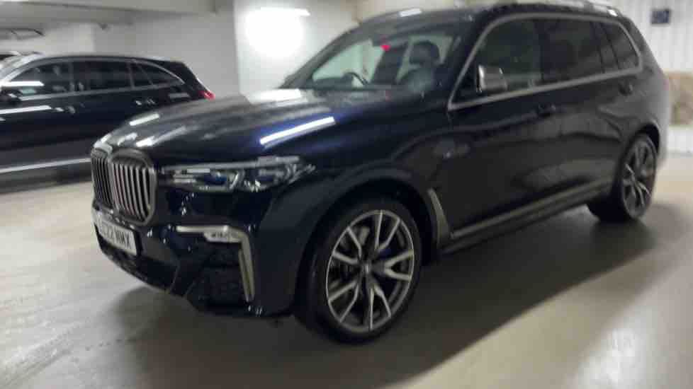 More views of BMW X7