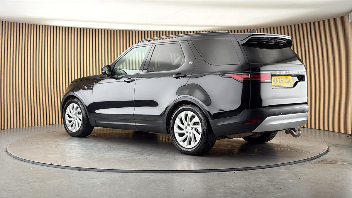 More views of Land Rover Discovery