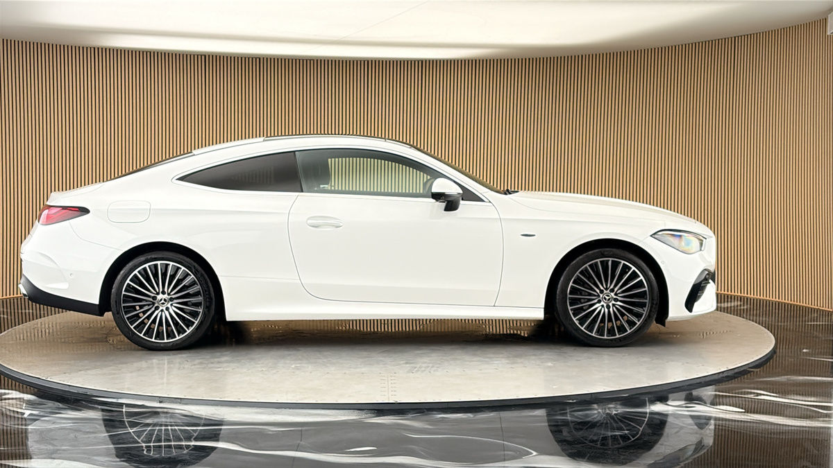 Mercedes-Benz CLE Image 16