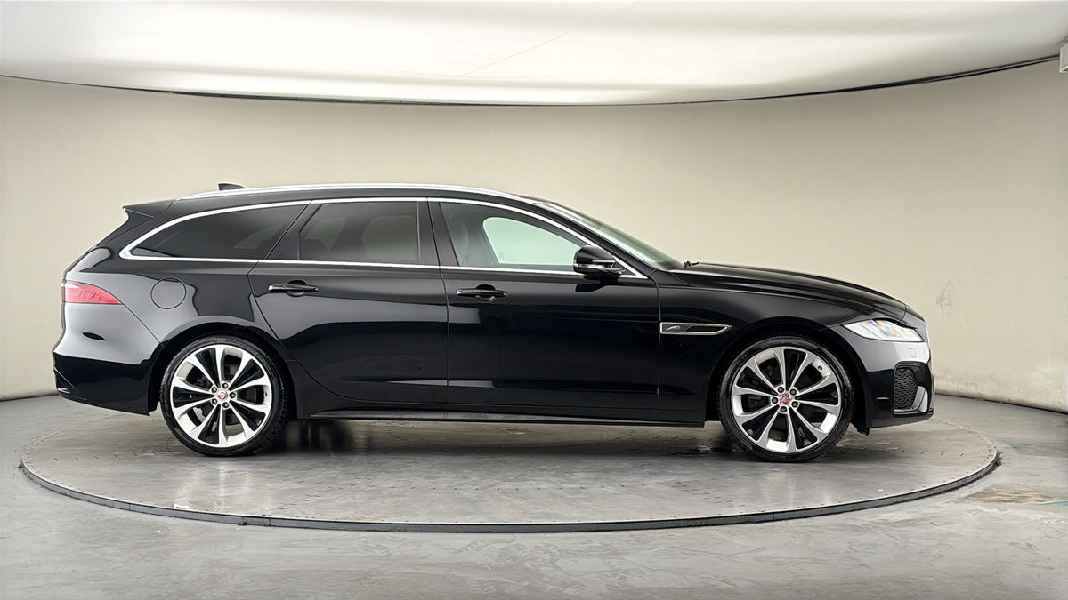 More views of Jaguar XF