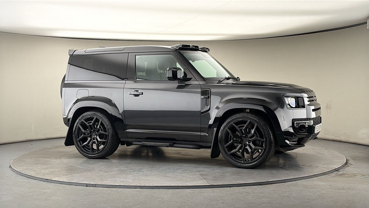 More views of Land Rover Defender 90