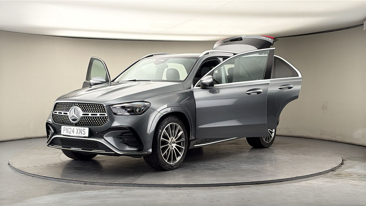 More views of Mercedes-Benz GLE