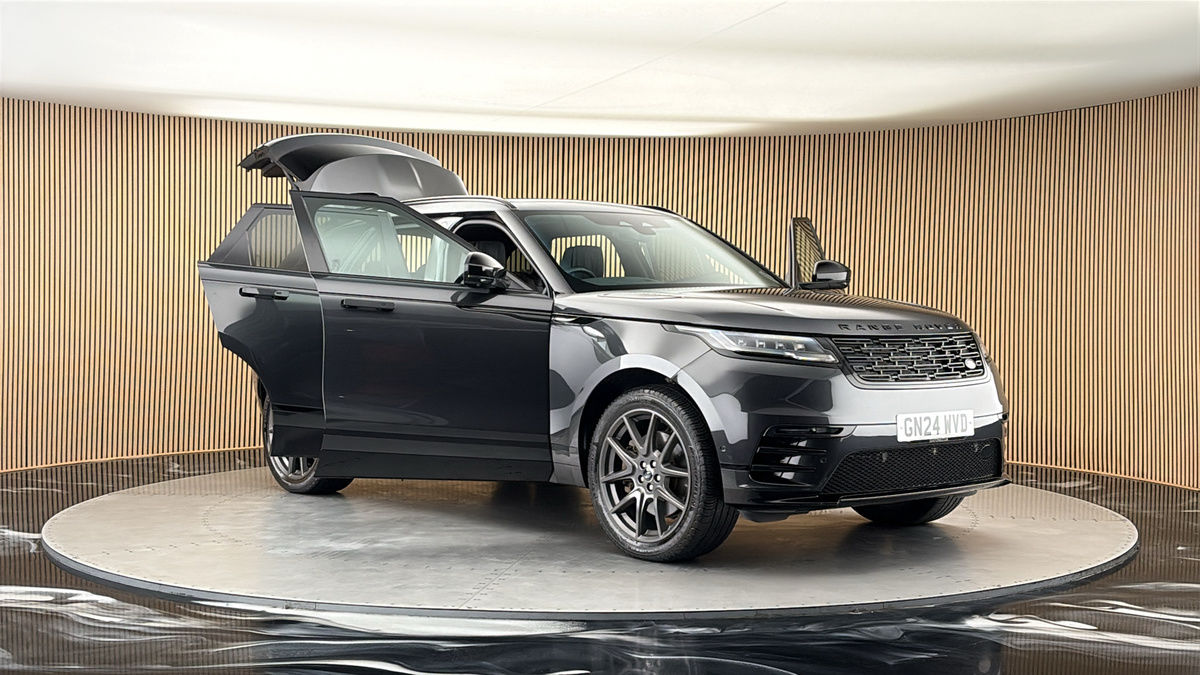 More views of Land Rover Range Rover Velar