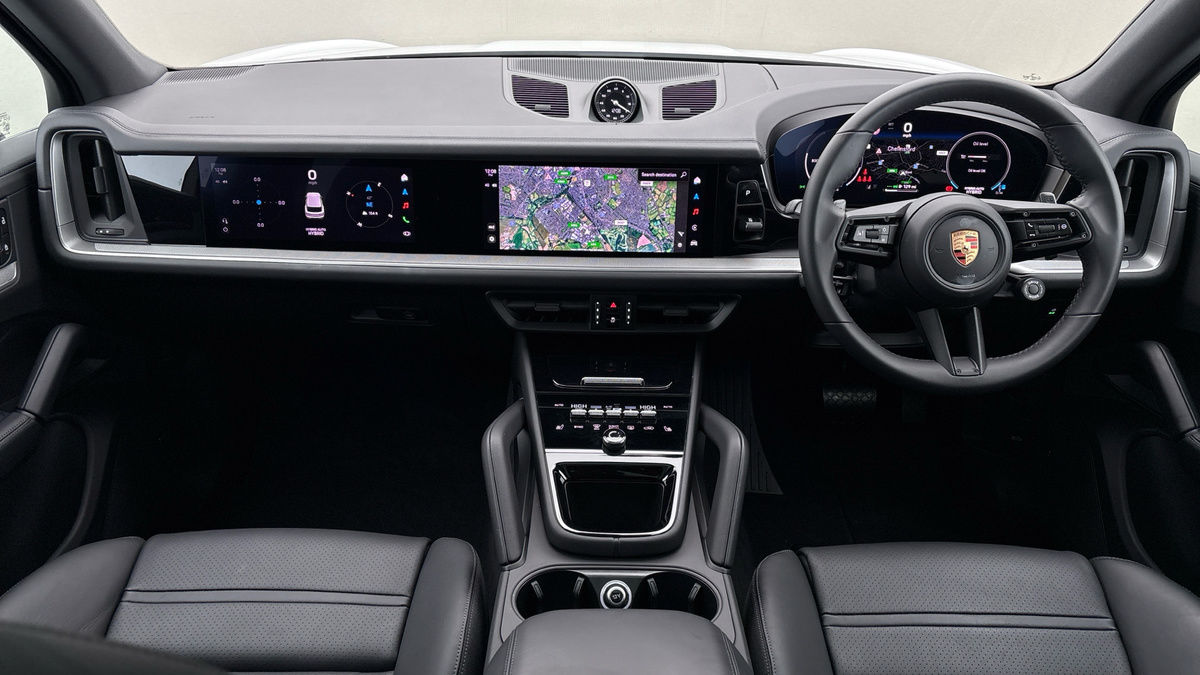 Porsche Cayenne Image 12