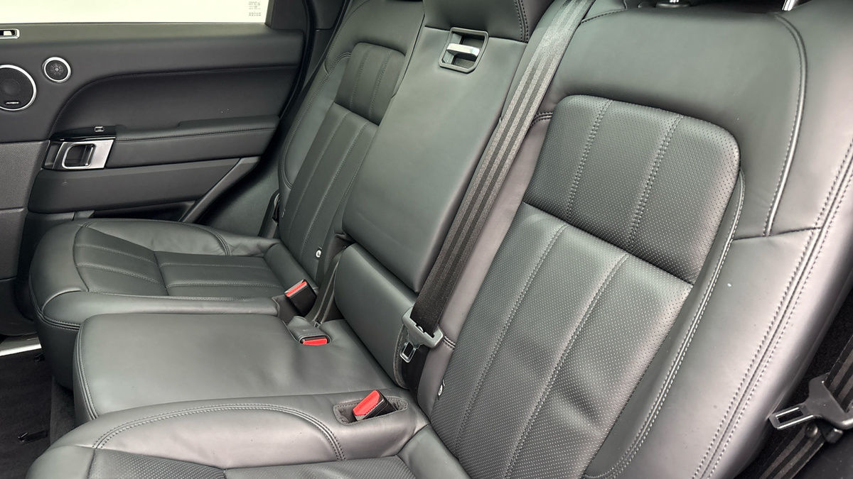 Land Rover Range Rover Sport Image 8