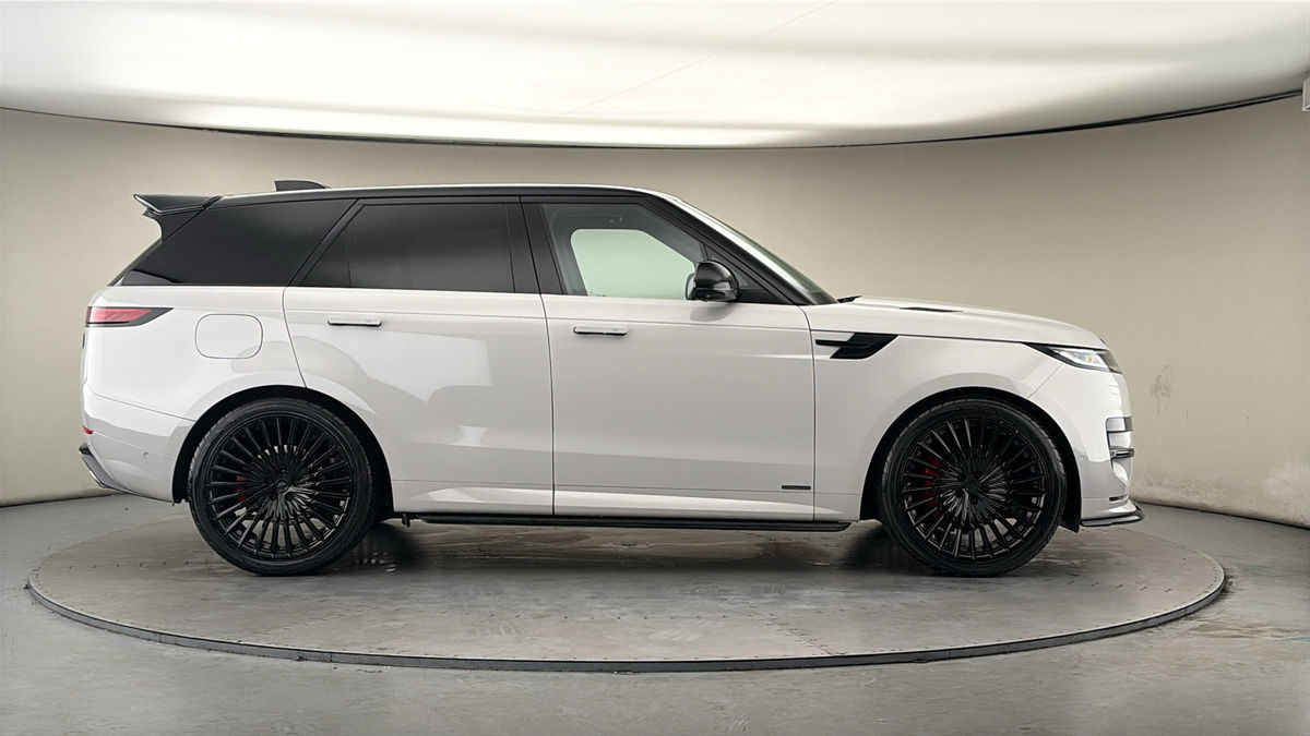 Land Rover Range Rover Sport Urban Image 16