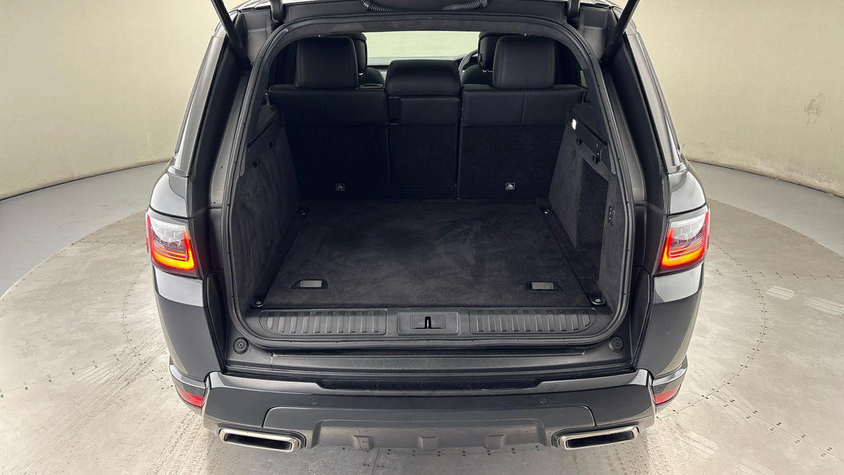 Land Rover Range Rover Sport Image 11