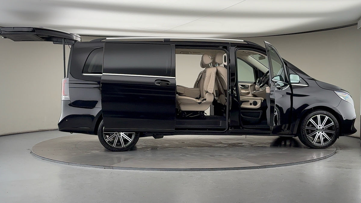 More views of Mercedes-Benz V Class