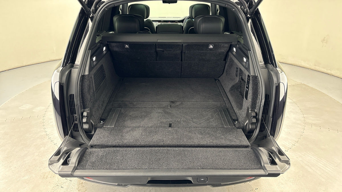 Land Rover Range Rover Image 11