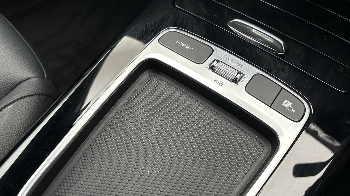 Mercedes-Benz CLA Image 28