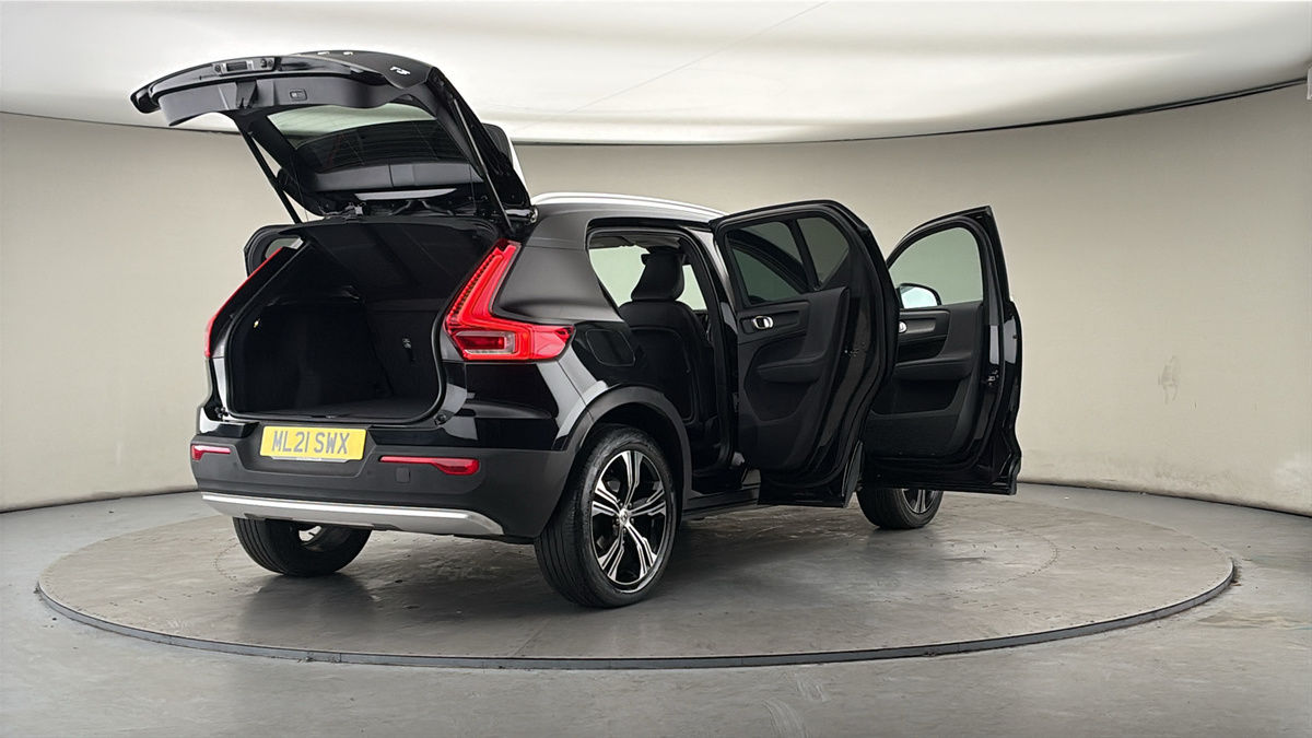 More views of Volvo XC40
