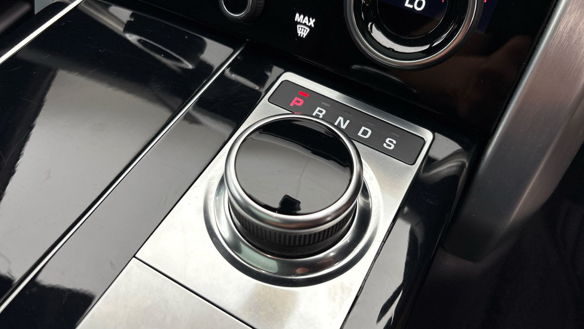 Land Rover Range Rover Image 30
