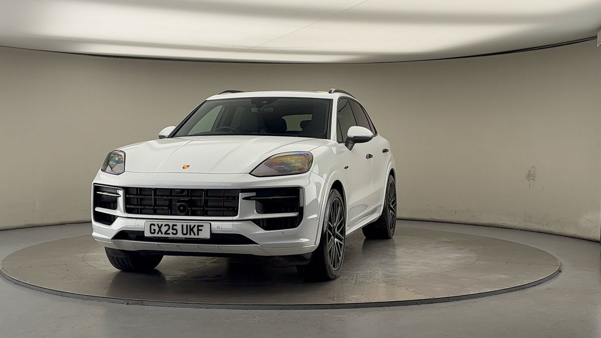 More views of Porsche Cayenne