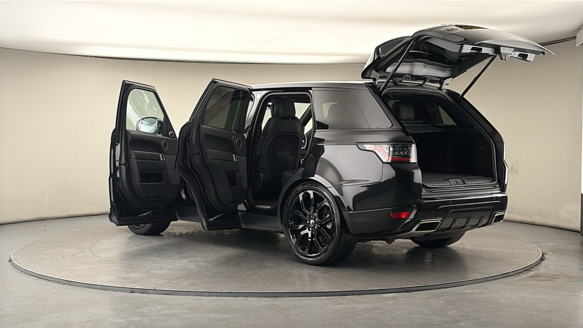 More views of Land Rover Range Rover Sport