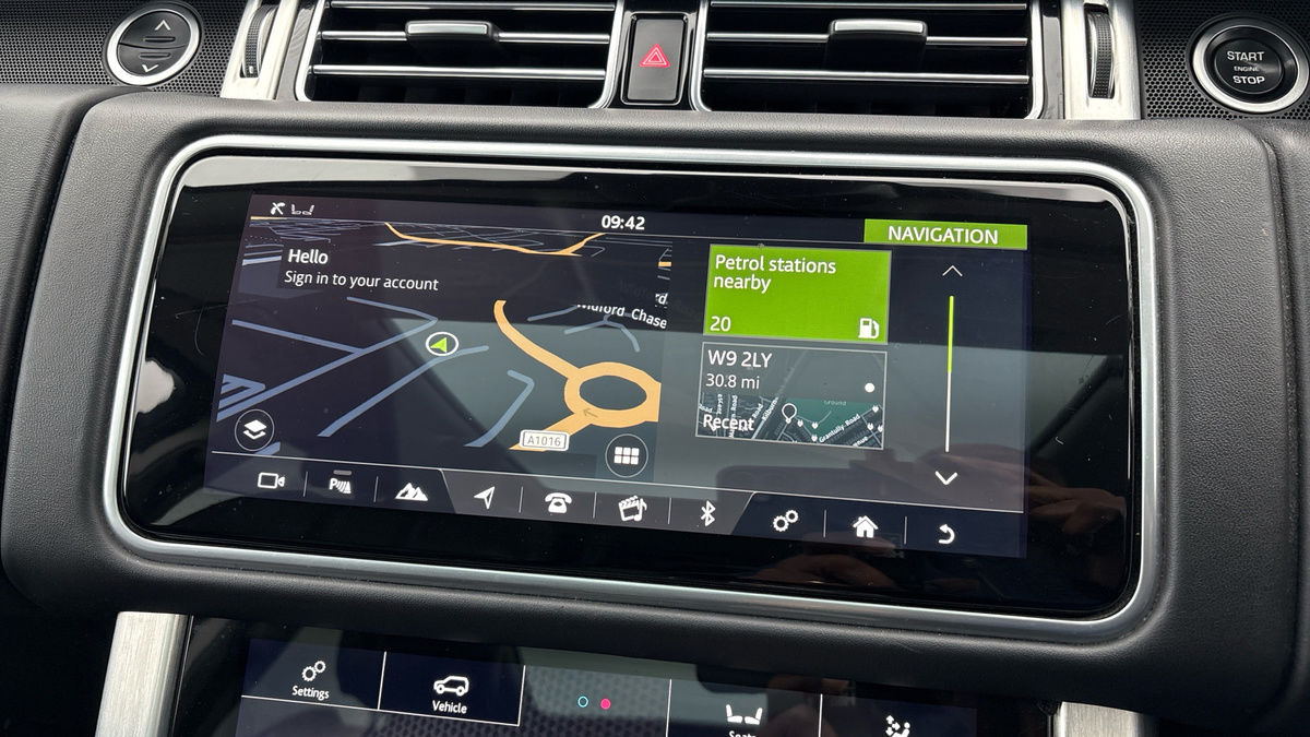 Land Rover Range Rover Image 17