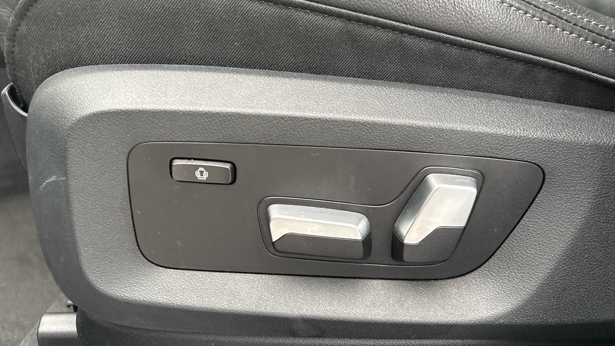 BMW X6 Image 35
