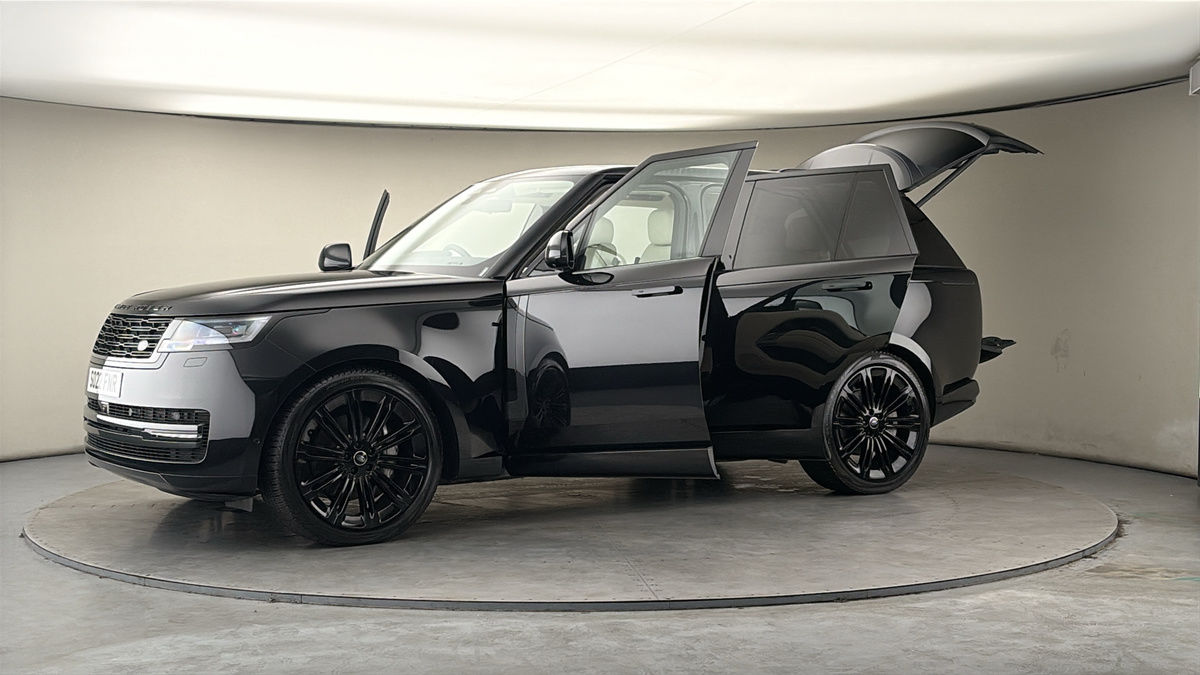 More views of Land Rover Range Rover