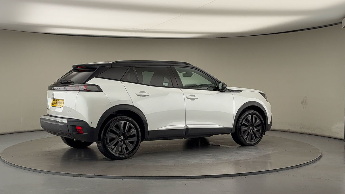 More views of Peugeot E-2008