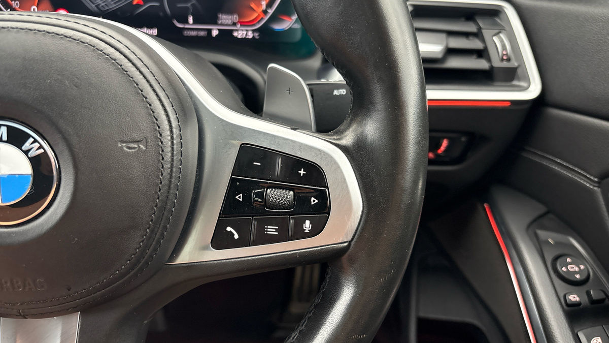 BMW 3 Series Image 14