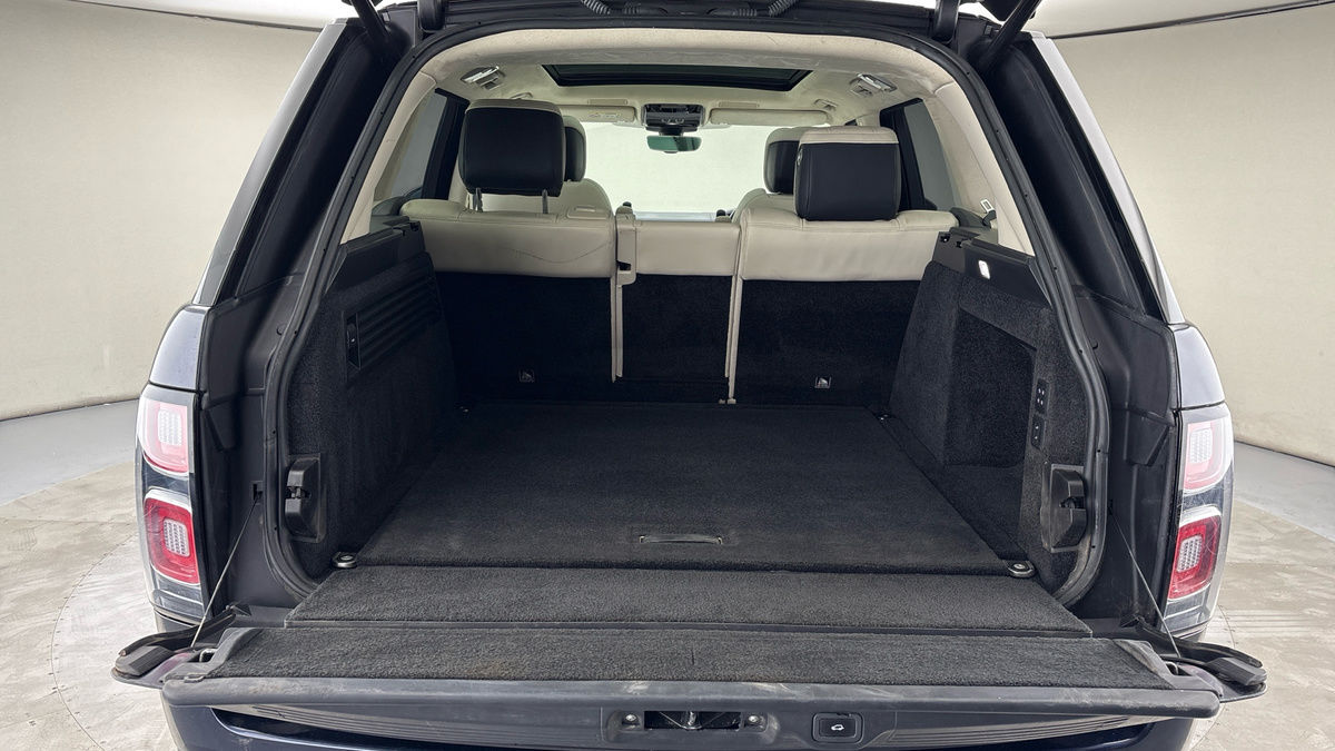 Land Rover Range Rover Image 11