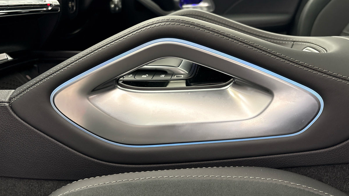 Mercedes-Benz GLE Image 33