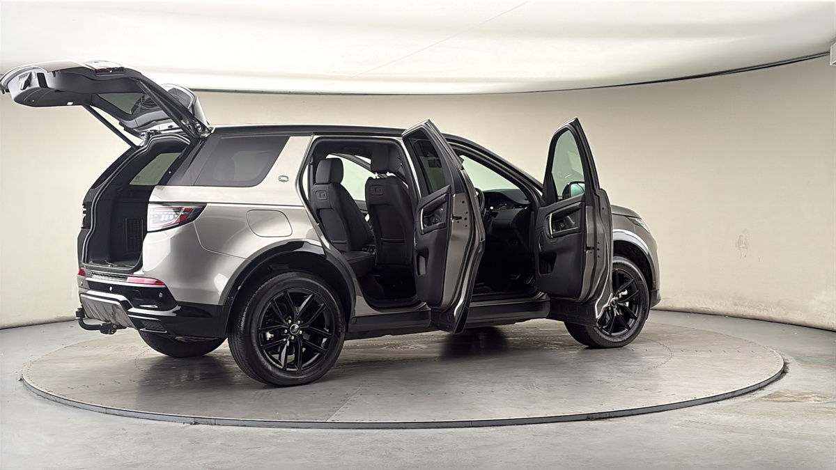 More views of Land Rover Discovery Sport
