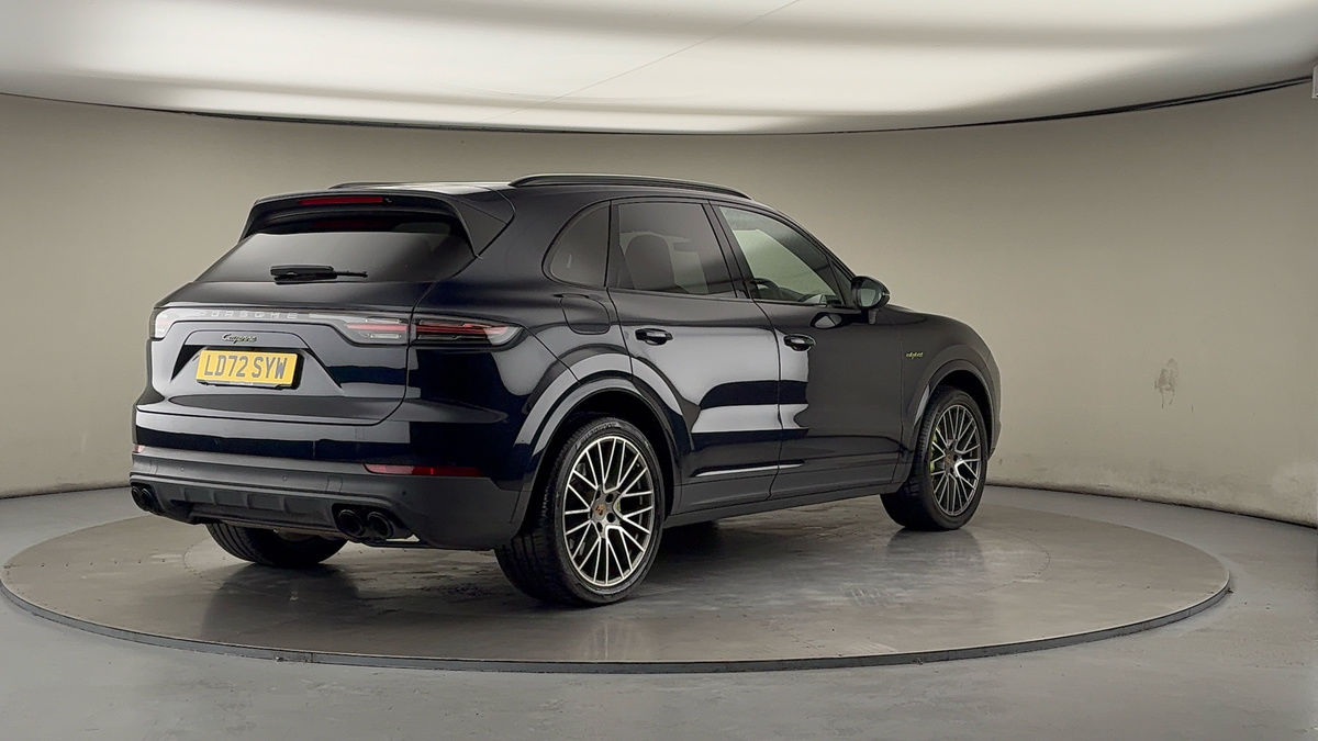 More views of Porsche Cayenne