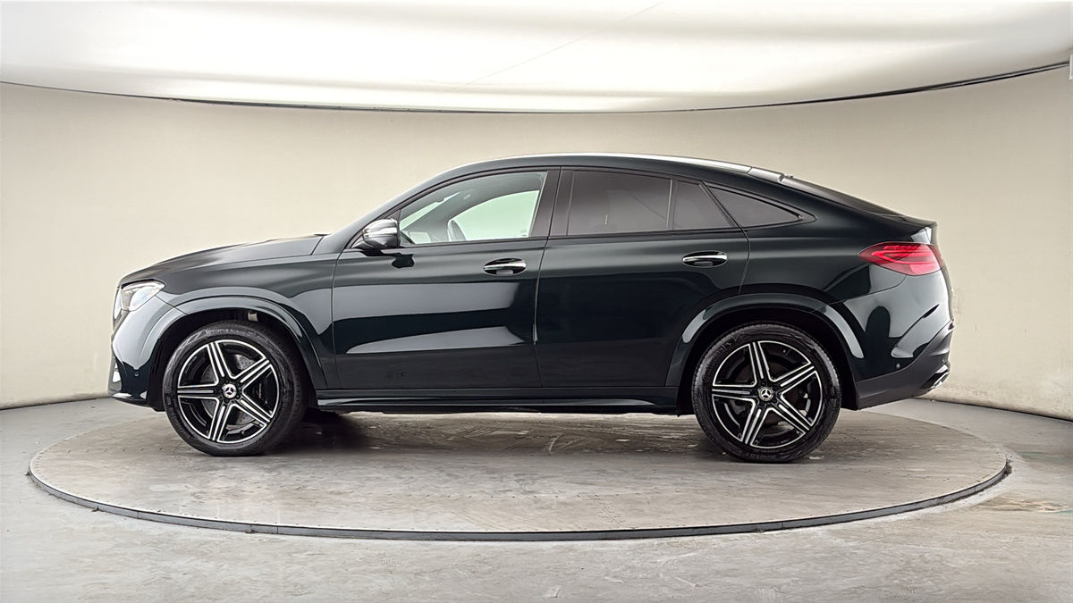 More views of Mercedes-Benz GLE
